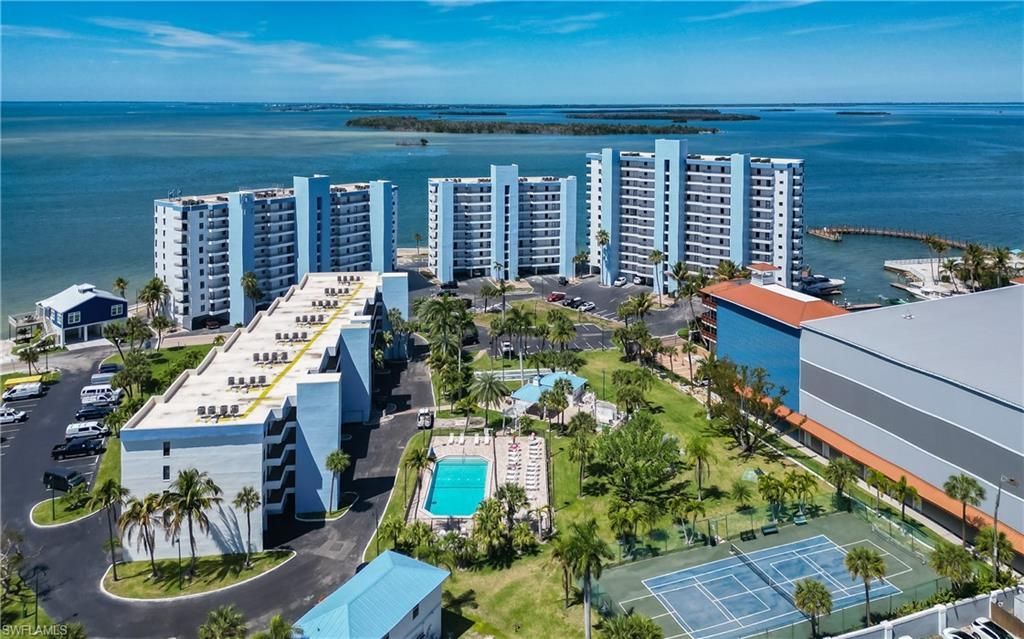 15031 Punta Rassa Rd, Unit 403, Fort Myers, FL 33908 Photo