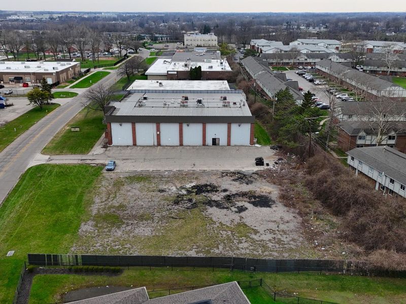 511 Industrial Mile Road , Columbus, OH 43228 Photo 12