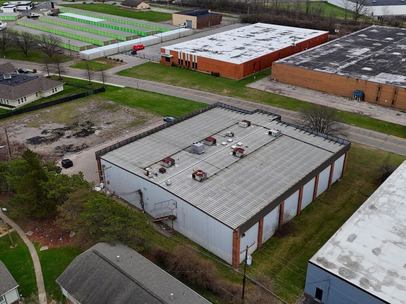 511 Industrial Mile Road , Columbus, OH 43228 Photo 14