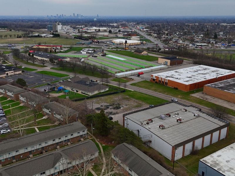 511 Industrial Mile Road , Columbus, OH 43228 Photo 19