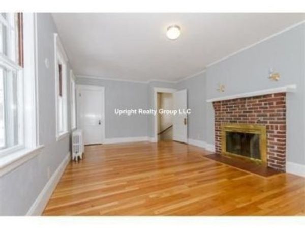 60-62 Cloverdale Rd, Unit 62, Newton, MA 02461