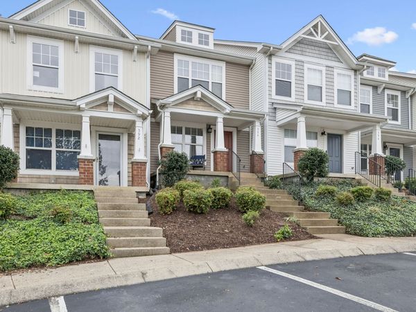 594 Flintlock Ct, Nashville, TN 37217