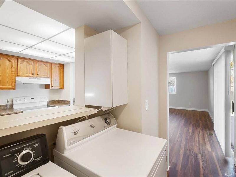 5740 Pennywell Drive, Dayton, OH 45424 Photo 22