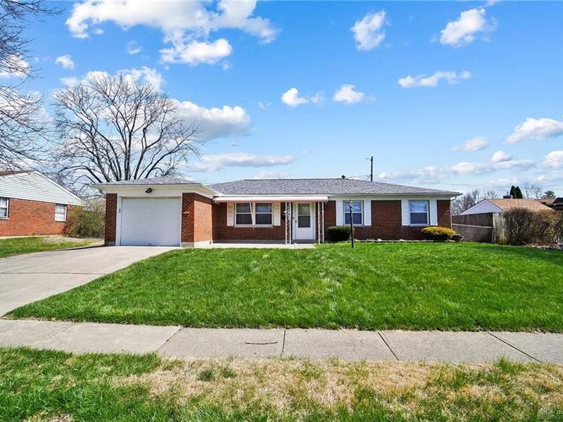 5740 Pennywell Drive, Dayton, OH 45424 Photo 3