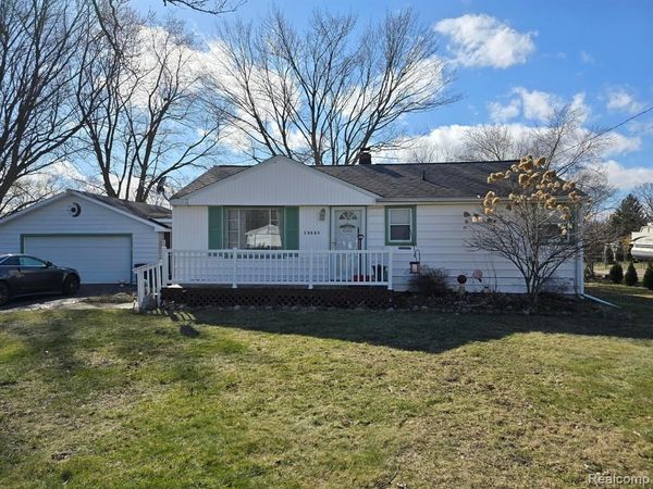 11421 Wing Drive, Vienna Twp, MI 48420