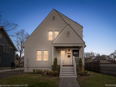 272 Arthur Street, Plymouth, MI 48170