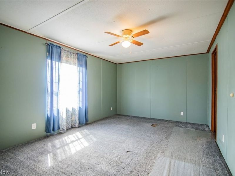 13533 Emerson Avenue, Williamstown, WV 26187 Photo 20