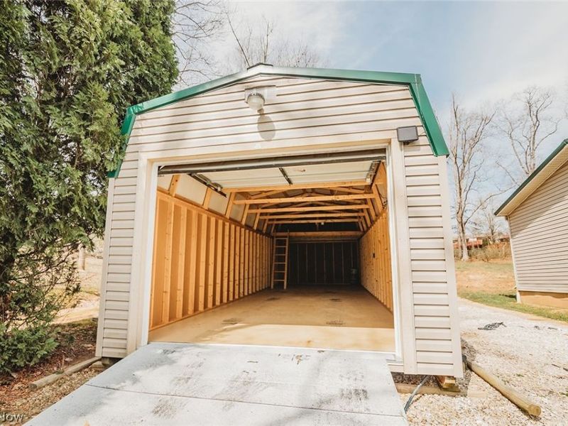 13533 Emerson Avenue, Williamstown, WV 26187 Photo 35