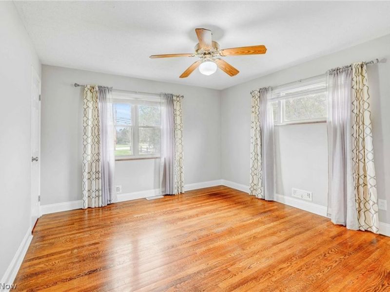 24037 Mastick Road , North Olmsted, OH 44070 Photo 14