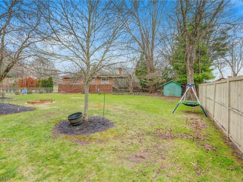 24037 Mastick Road , North Olmsted, OH 44070 Photo 40