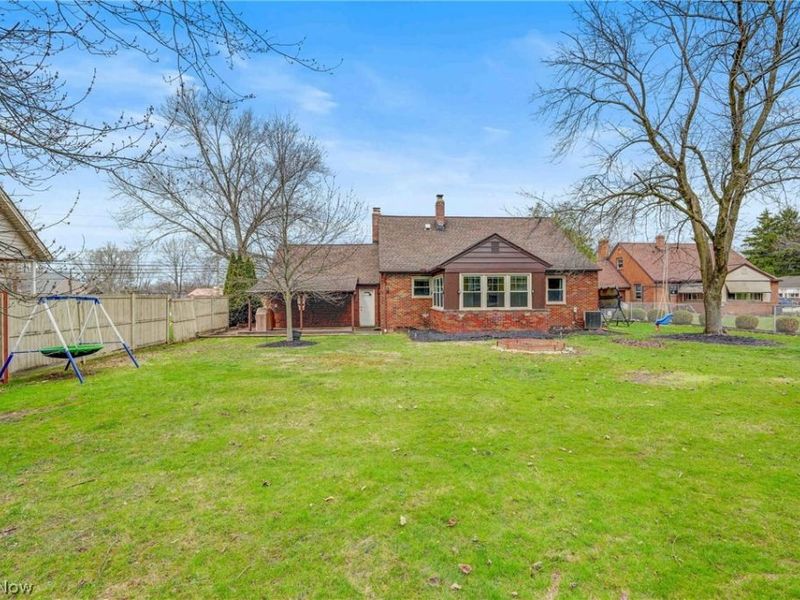 24037 Mastick Road , North Olmsted, OH 44070 Photo 41