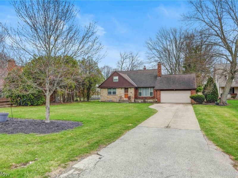 24037 Mastick Road , North Olmsted, OH 44070 Photo 5