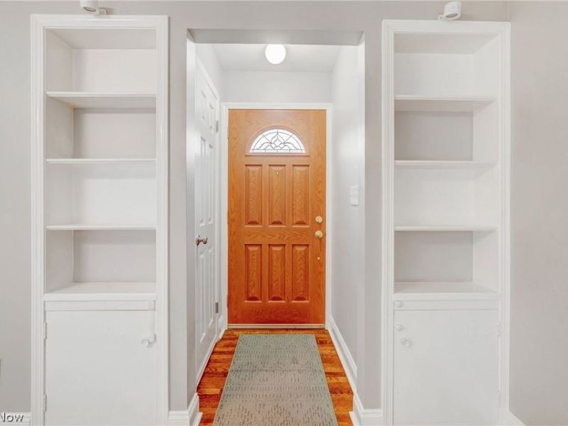 24037 Mastick Road , North Olmsted, OH 44070 Photo 6