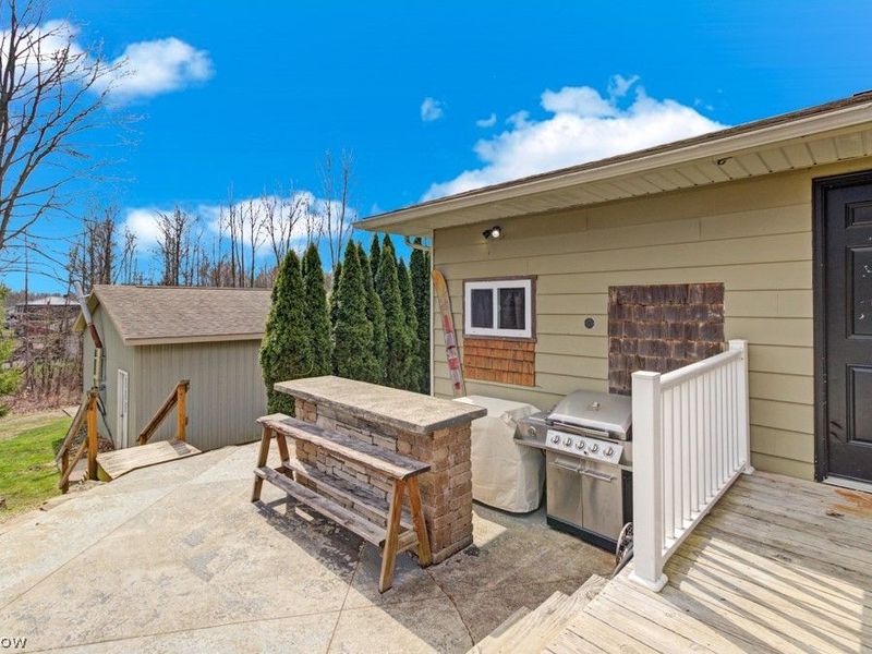 251 E Mohawk Drive , Malvern, OH 44644 Photo 34