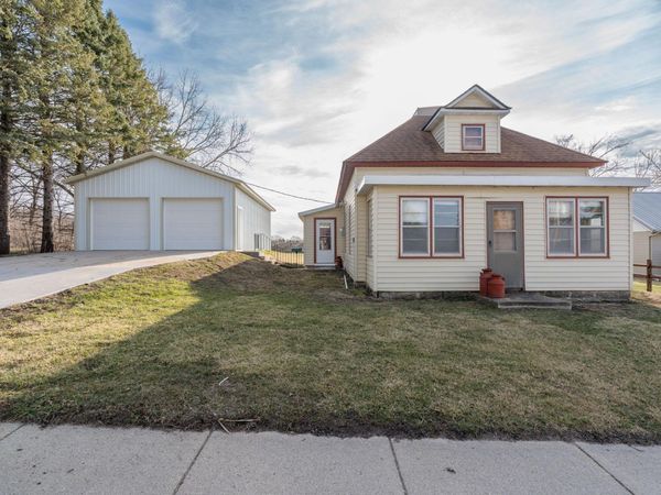 397 S Kilkenny Road, Kilkenny, MN 56052