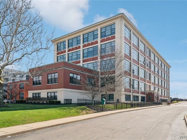 2917 Main Street, Unit 210, Buffalo, NY 14214