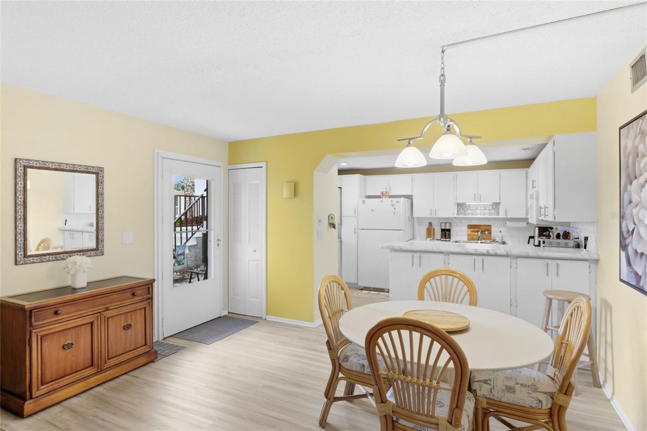 5400 34th Street W, Unit 7B, Bradenton, FL 34210 Photo