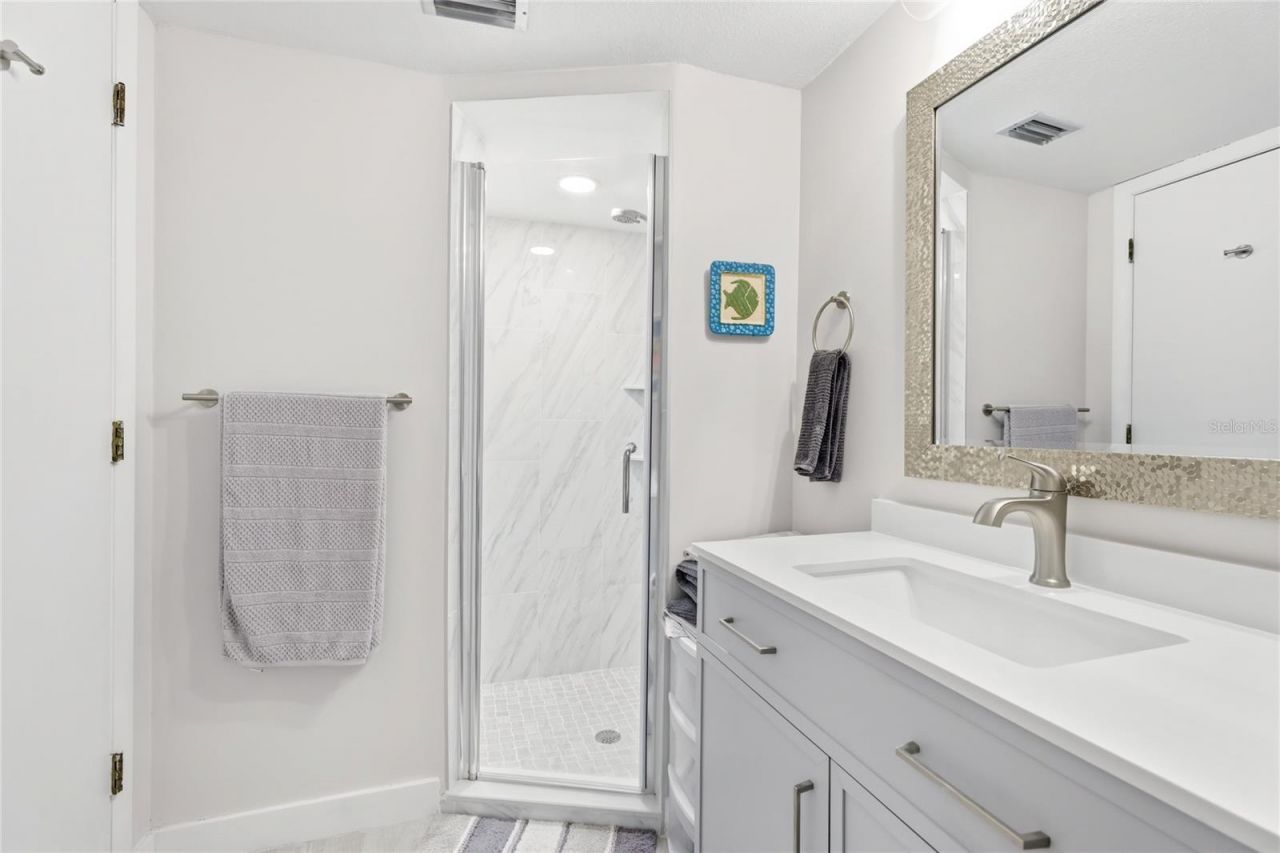 5400 34th Street W, Unit 7B, Bradenton, FL 34210 Photo