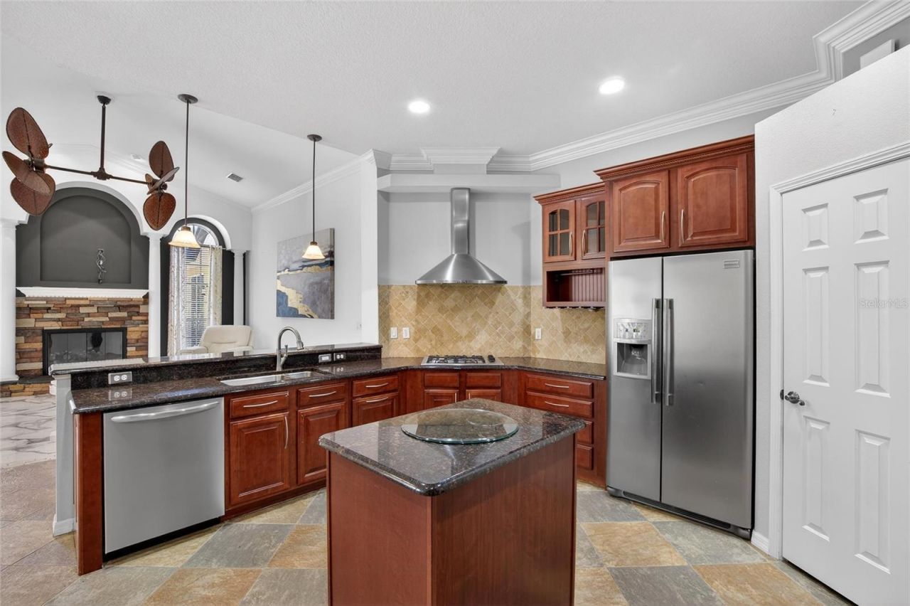 9454 Swift Creek Circle , Dover, FL 33527 Photo