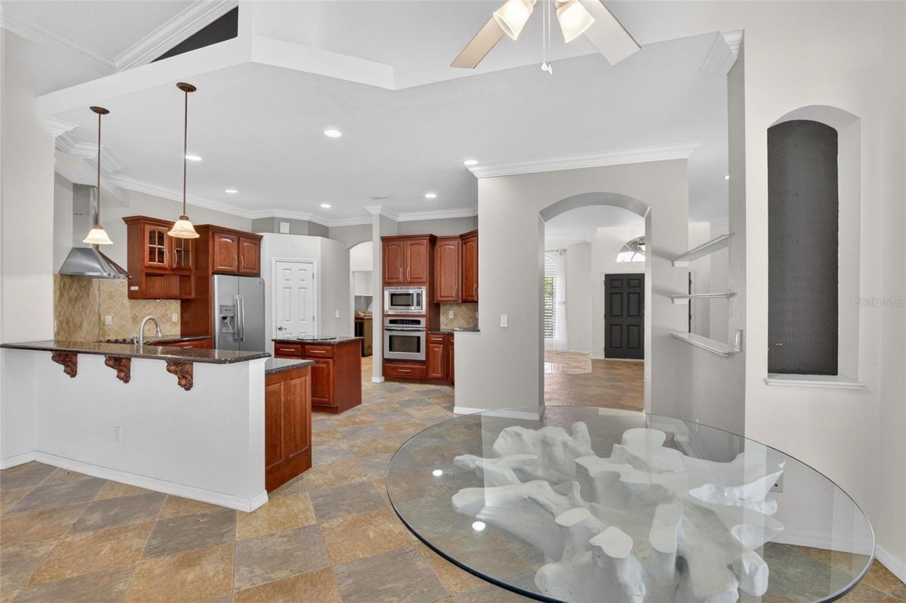 9454 Swift Creek Circle , Dover, FL 33527 Photo