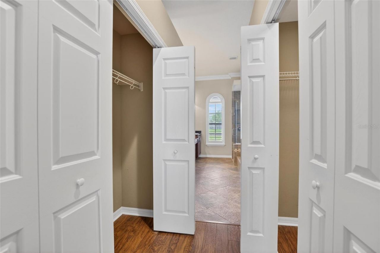 9454 Swift Creek Circle , Dover, FL 33527 Photo