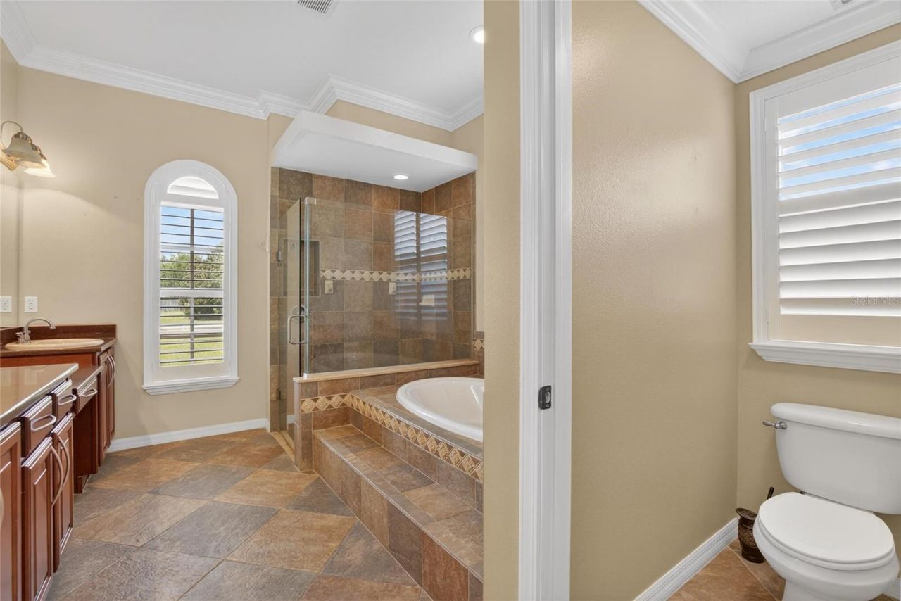 9454 Swift Creek Circle , Dover, FL 33527 Photo