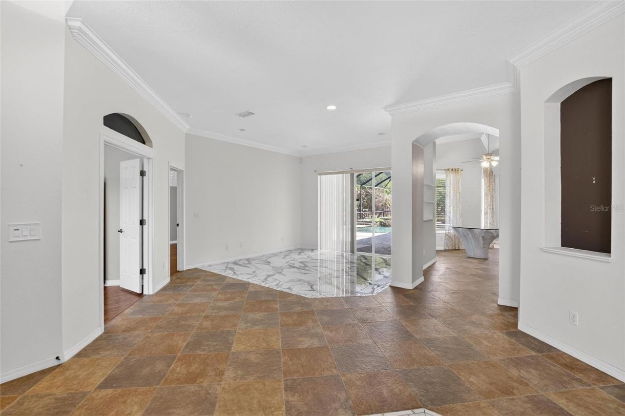 9454 Swift Creek Circle , Dover, FL 33527 Photo