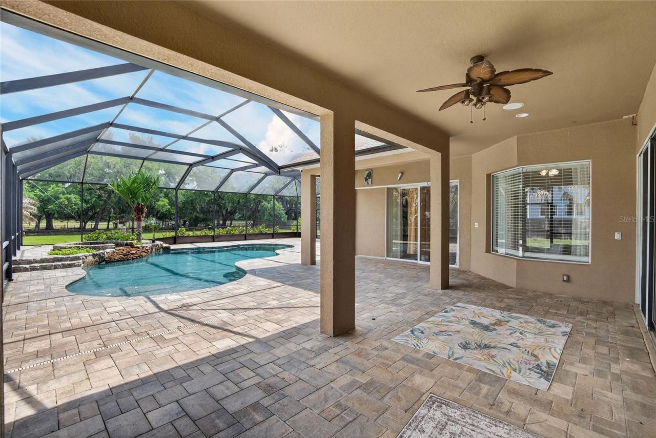 9454 Swift Creek Circle , Dover, FL 33527 Photo