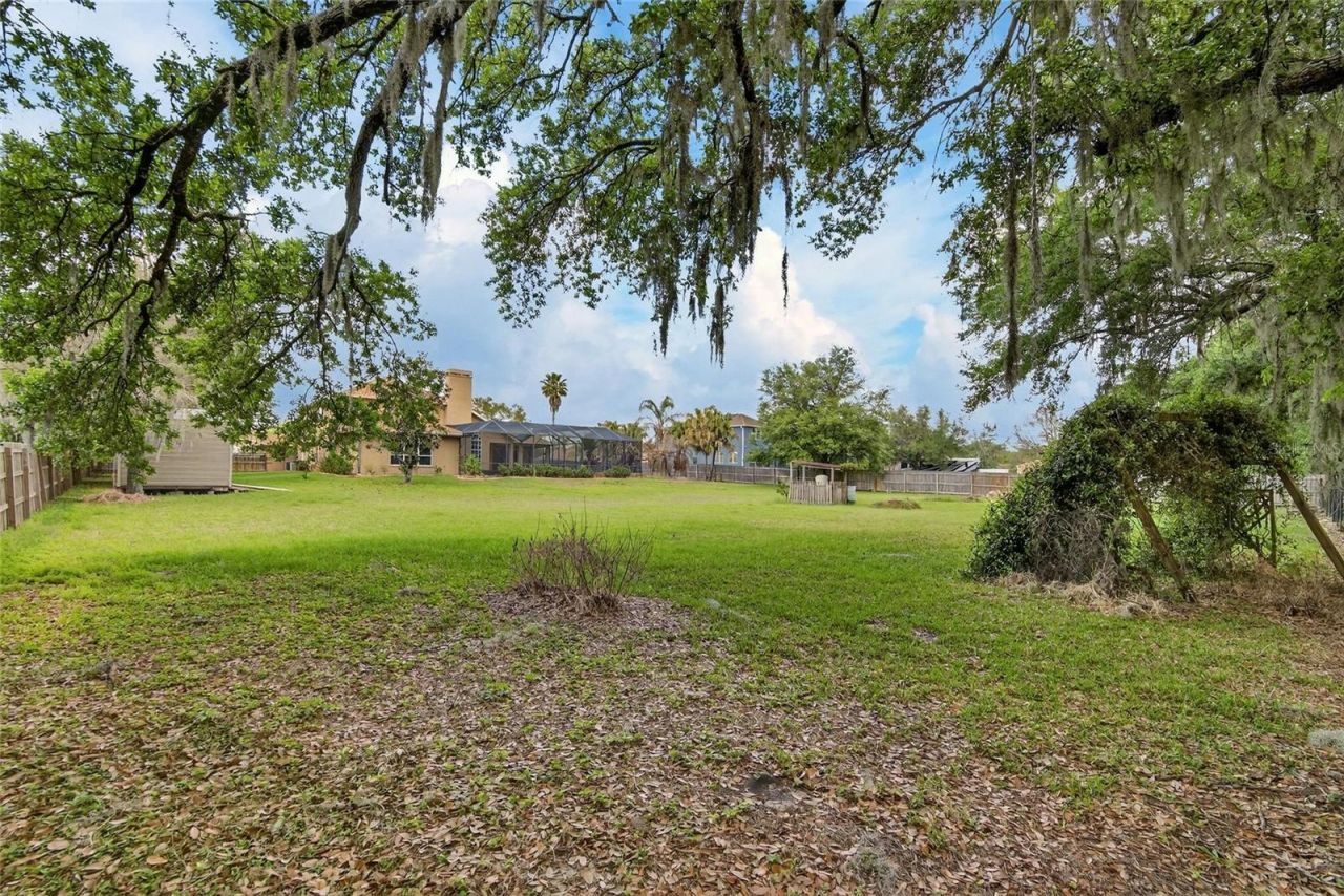 9454 Swift Creek Circle , Dover, FL 33527 Photo