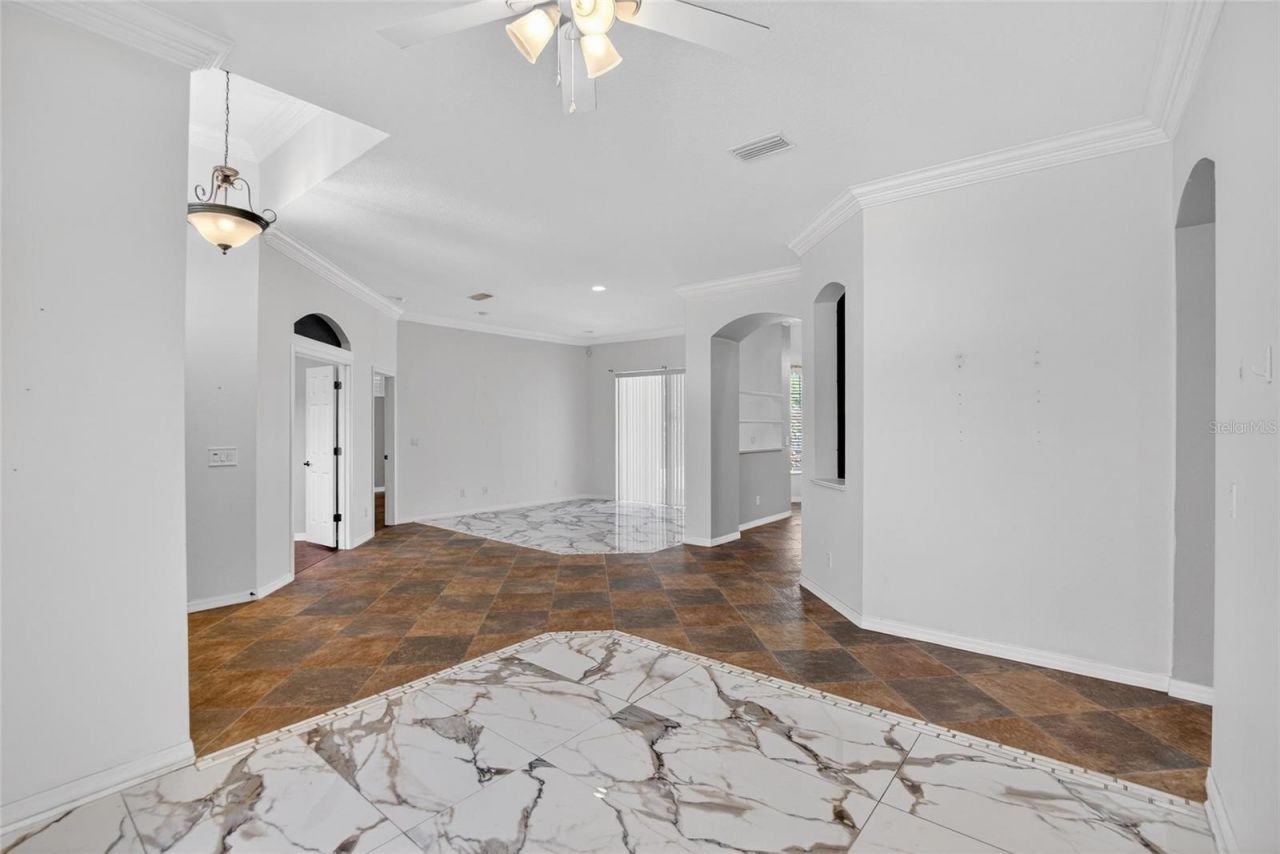 9454 Swift Creek Circle , Dover, FL 33527 Photo