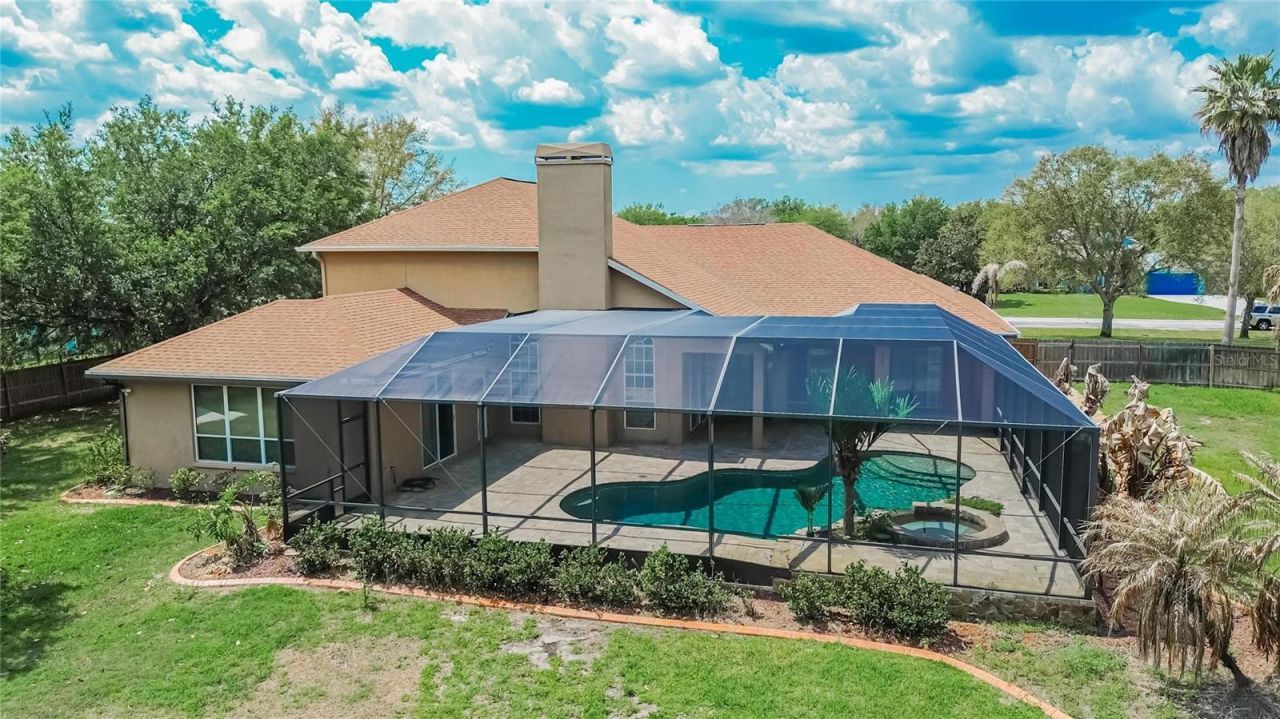 9454 Swift Creek Circle , Dover, FL 33527 Photo