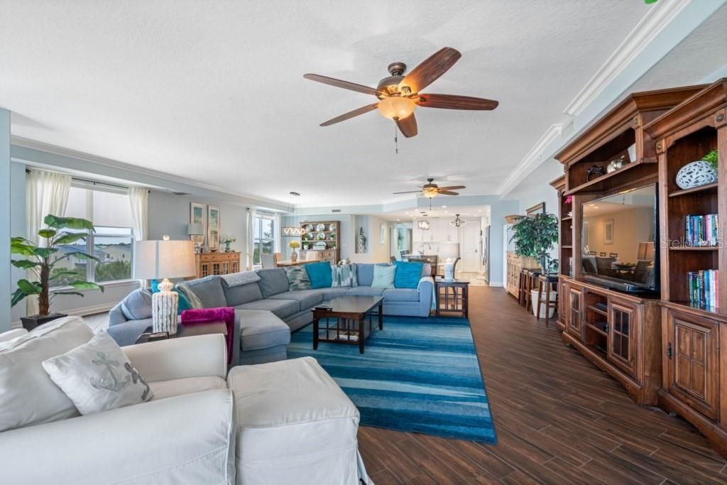 19734 Gulf Boulevard, Unit 402, Indian Shores, FL 33785 Photo