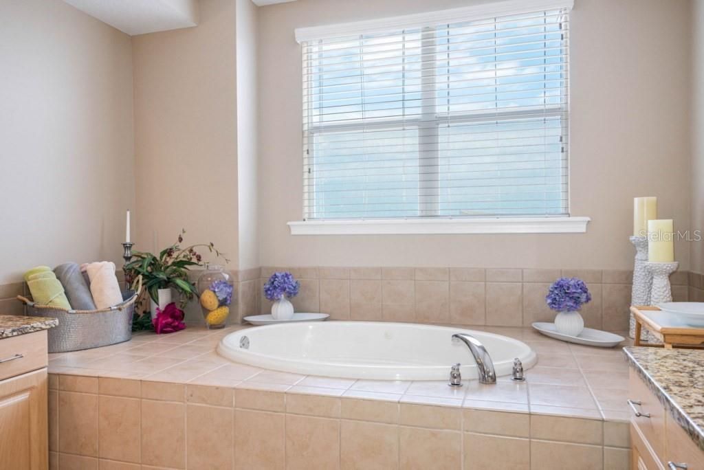 19734 Gulf Boulevard, Unit 402, Indian Shores, FL 33785 Photo