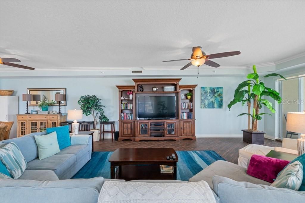 19734 Gulf Boulevard, Unit 402, Indian Shores, FL 33785 Photo