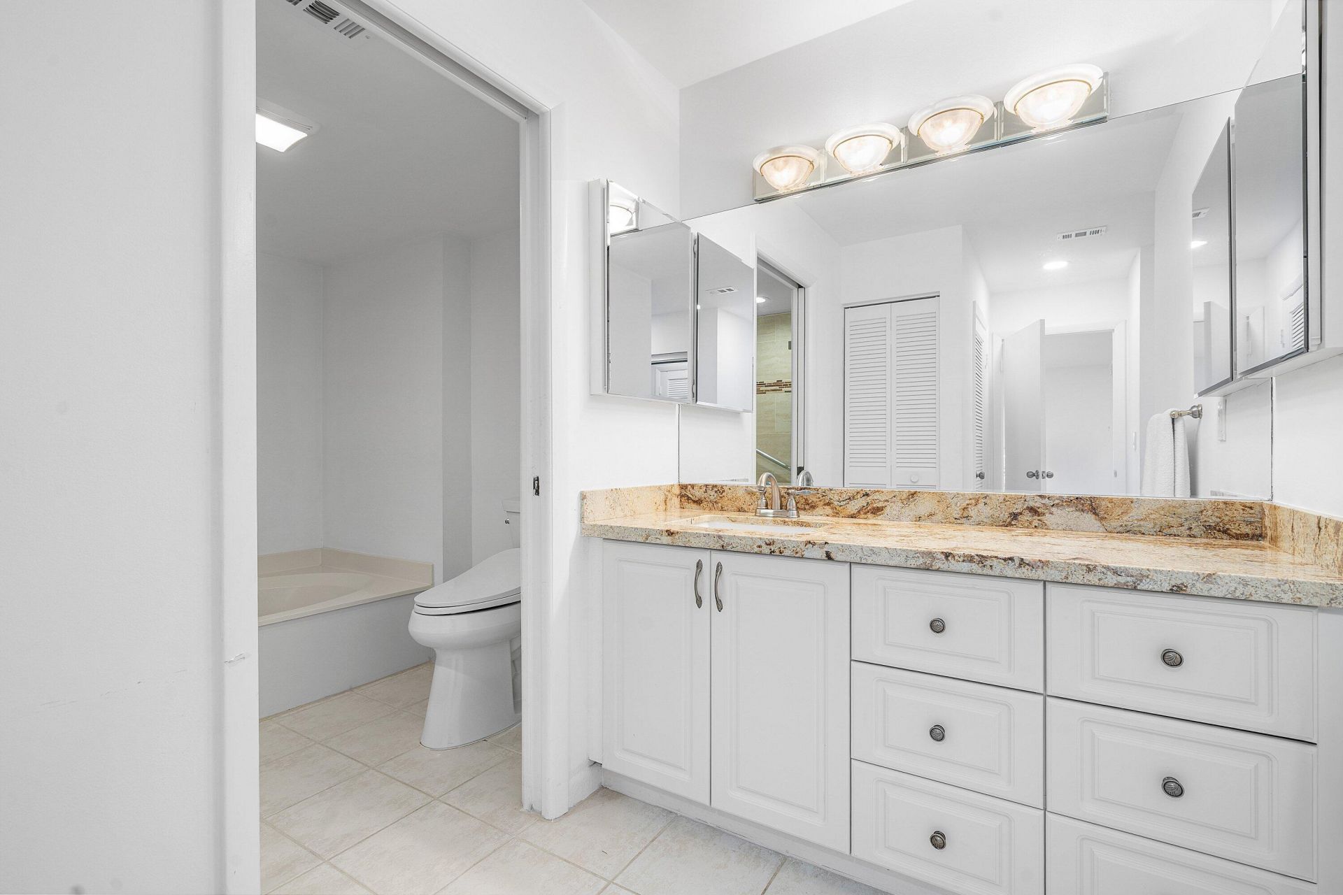 35 Westgate Lane, Unit D, Boynton Beach, FL 33436 Photo