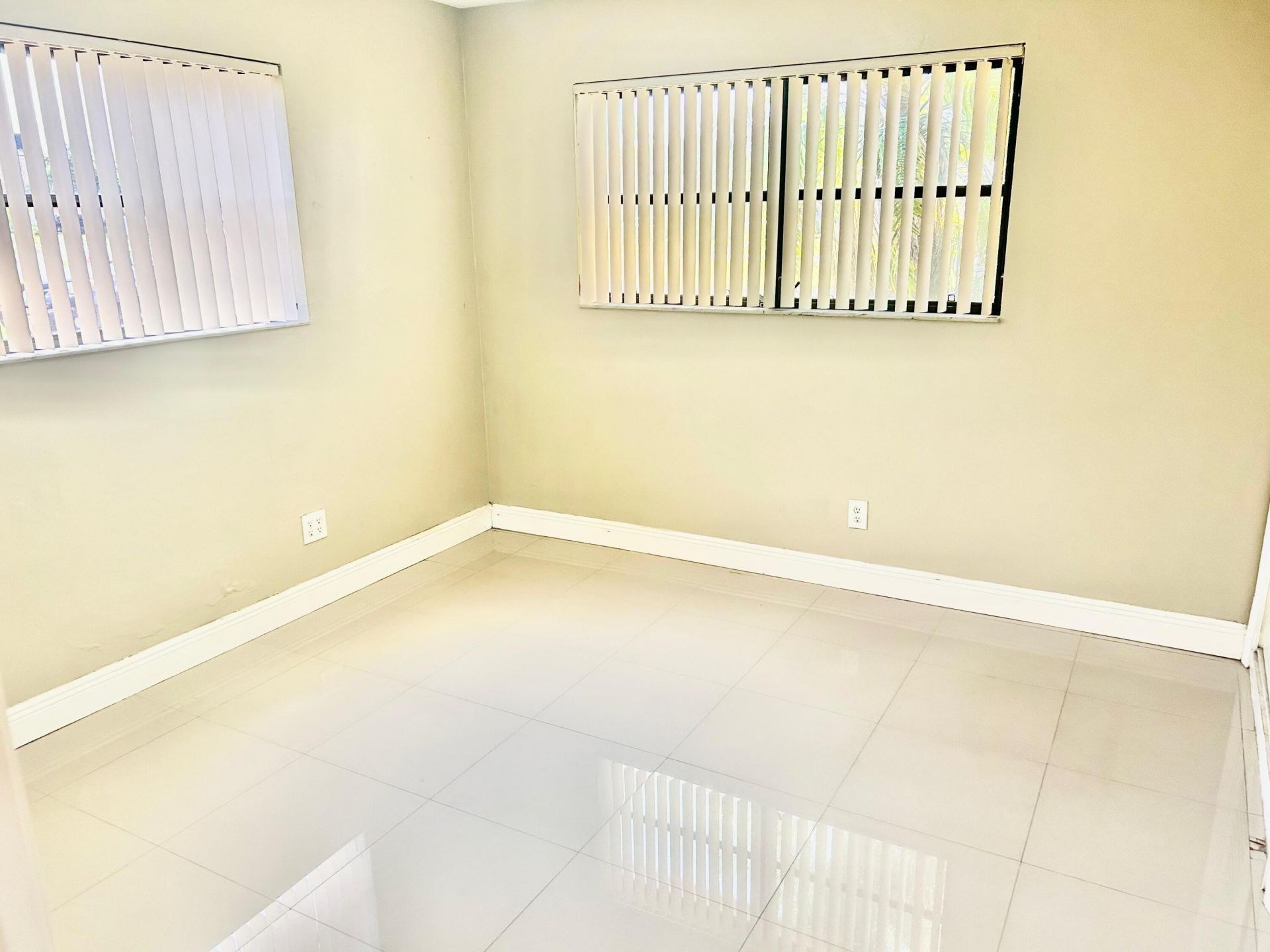 4015 W Park Road, Hollywood, FL 33021 Photo