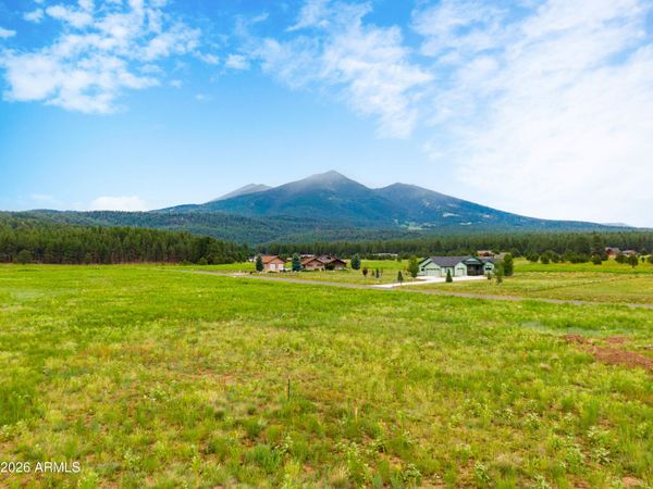 8914 RANCH AT THE PEAKS Way, Unit 16, Flagstaff, AZ 86001