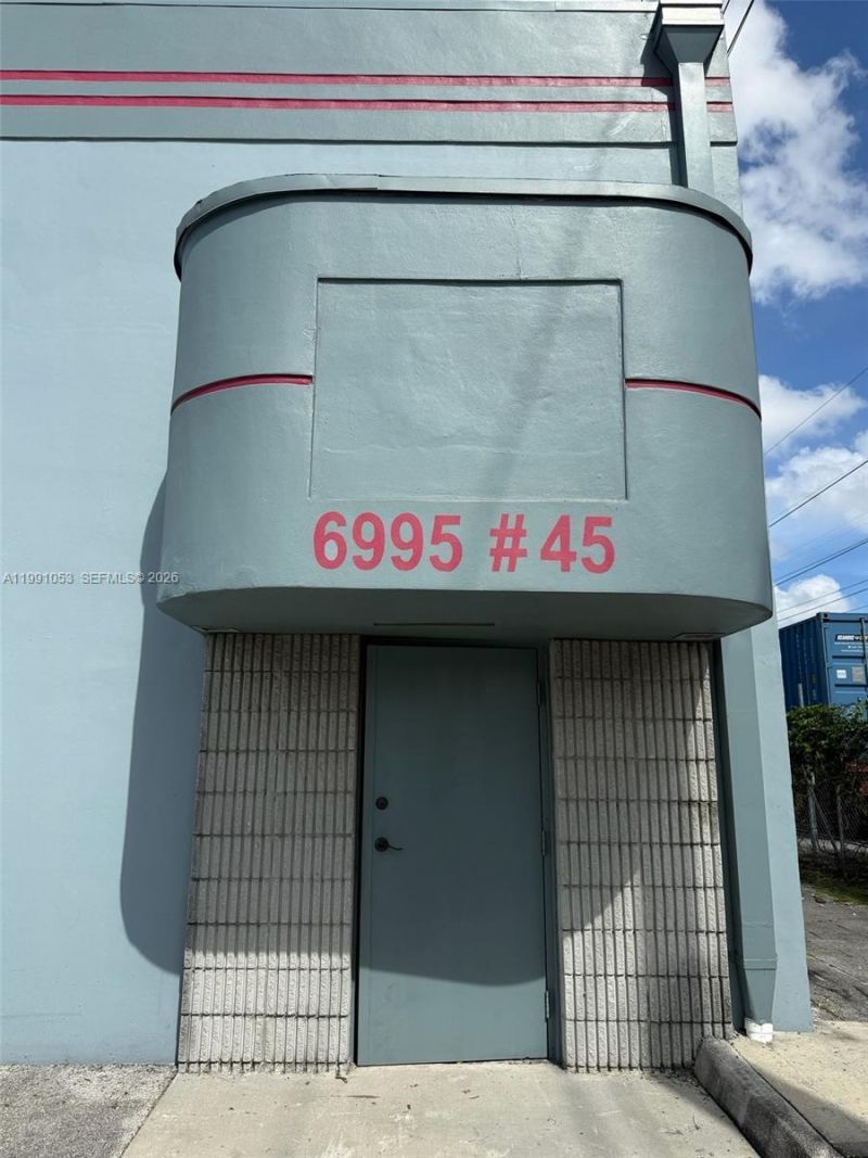 6995 NW 82nd Ave, Unit 45, Medley, FL 33166 Photo