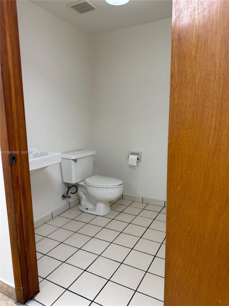 6995 NW 82nd Ave, Unit 45, Medley, FL 33166 Photo
