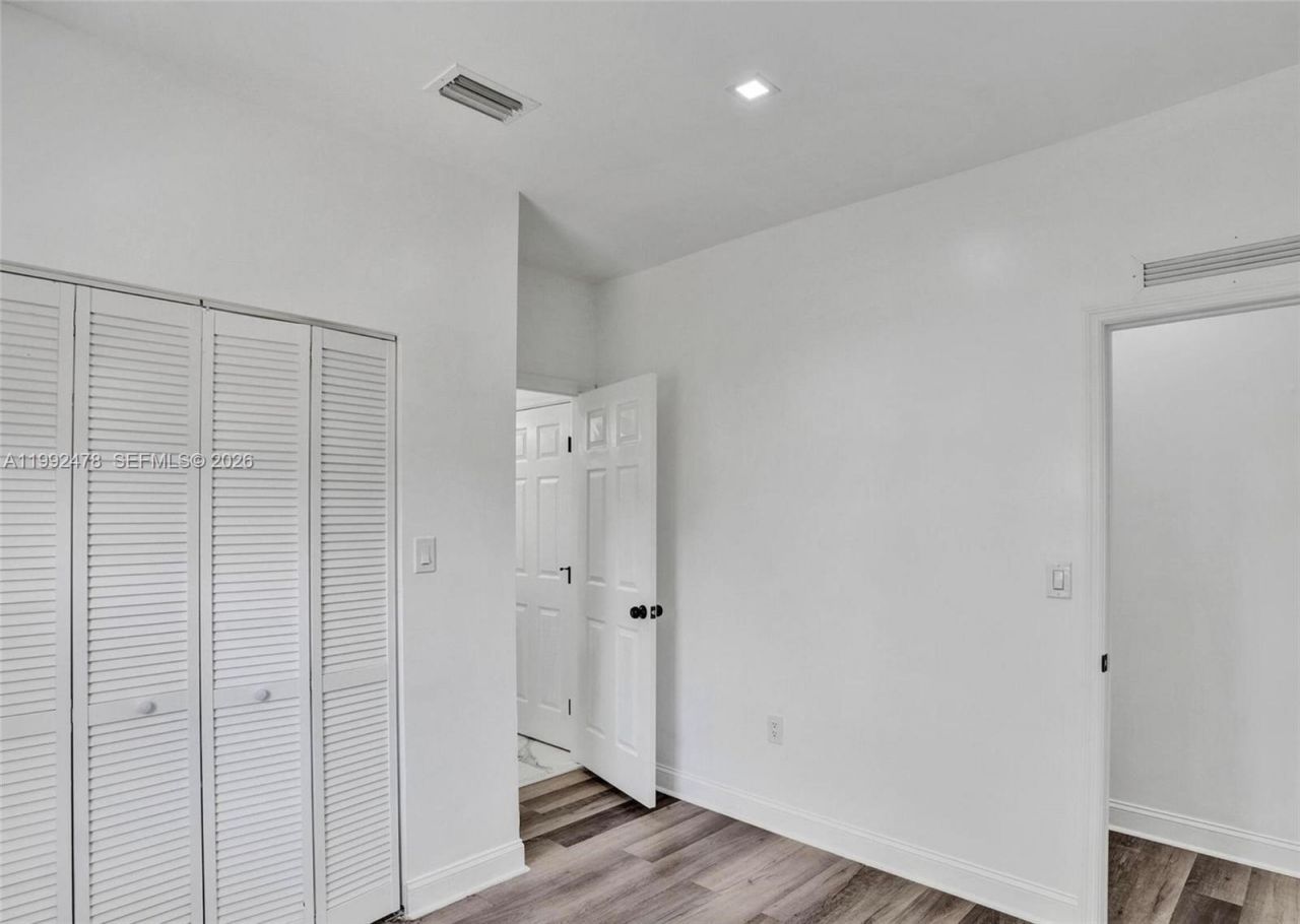 2135 SW 4th St , Miami, FL 33135 Photo