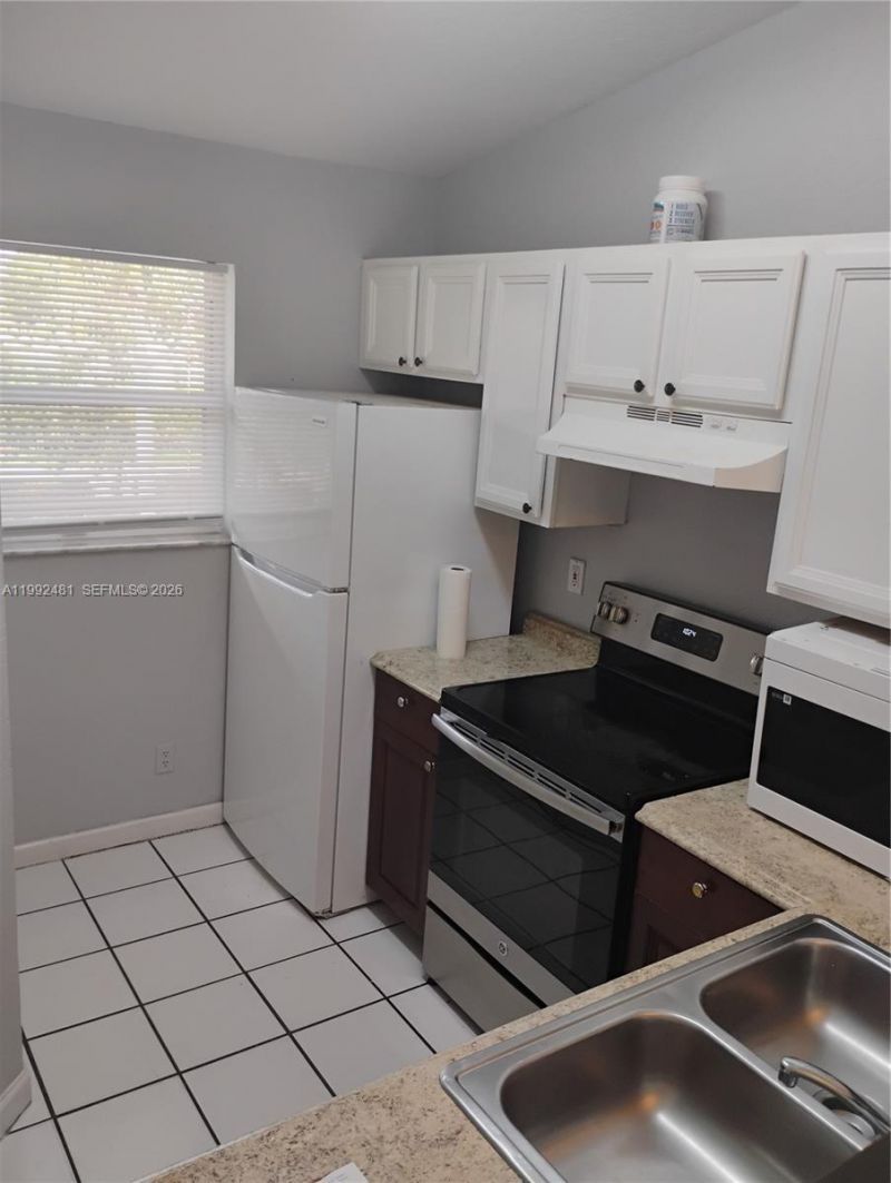 3748 NW 91st Ln , Unit 3748, Sunrise, FL 33351 Photo