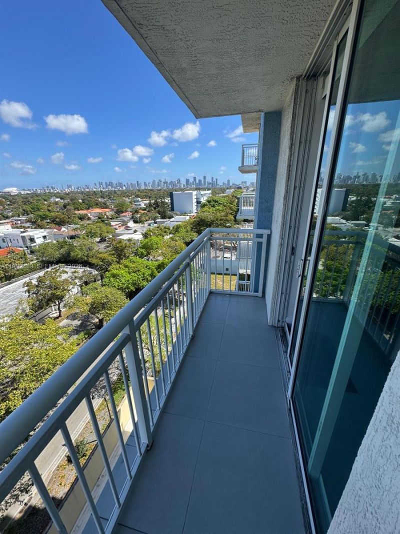 3000 Coral Way , Unit 919, Miami, FL 33145 Photo