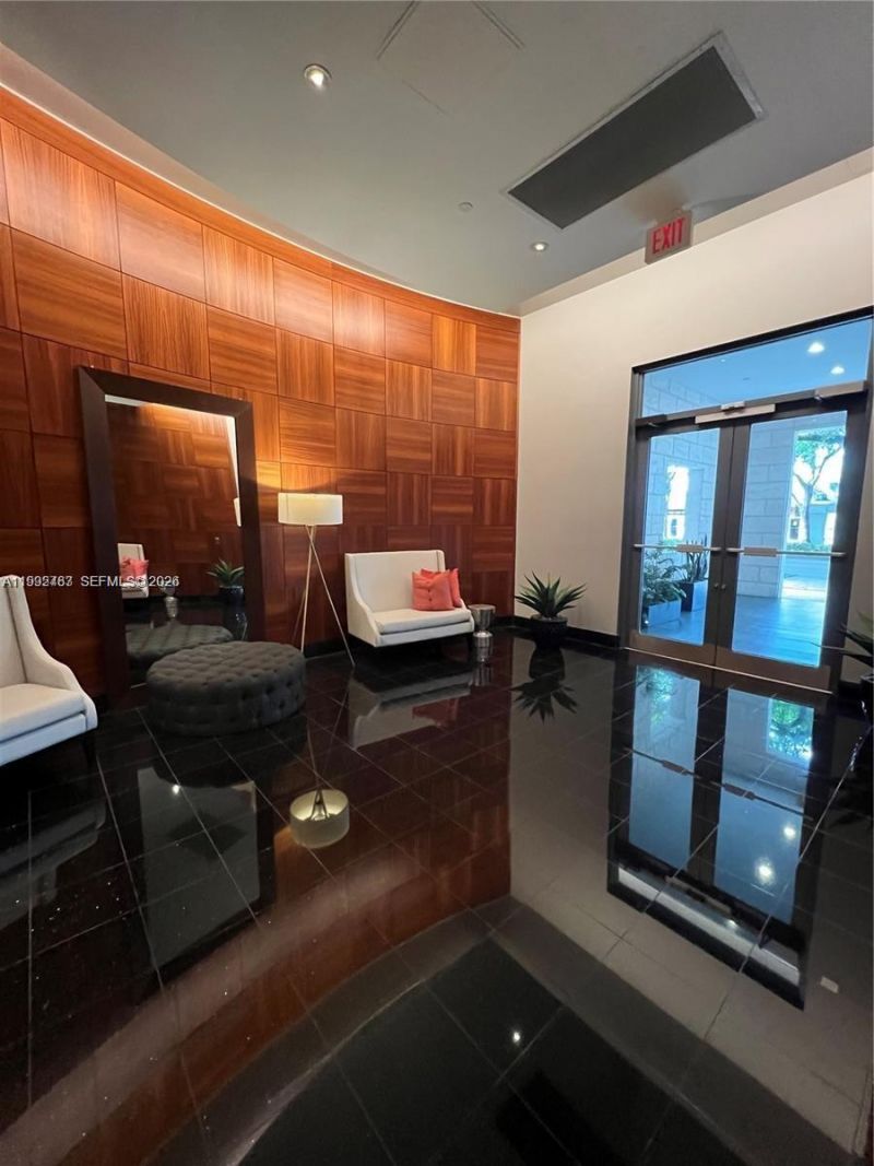 3000 Coral Way, Unit 919, Miami, FL 33145 Photo