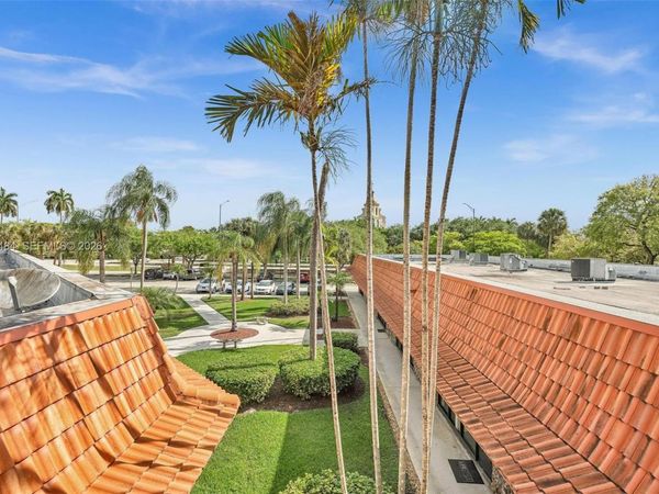 201 N University Dr , Unit 17A, Plantation, FL 33324