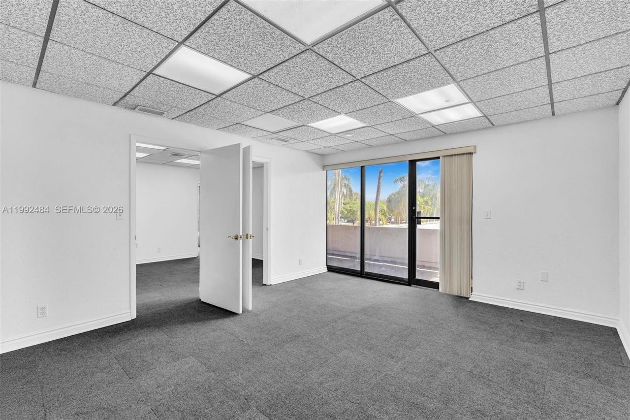 201 N University Dr , Unit 17A, Plantation, FL 33324 Photo