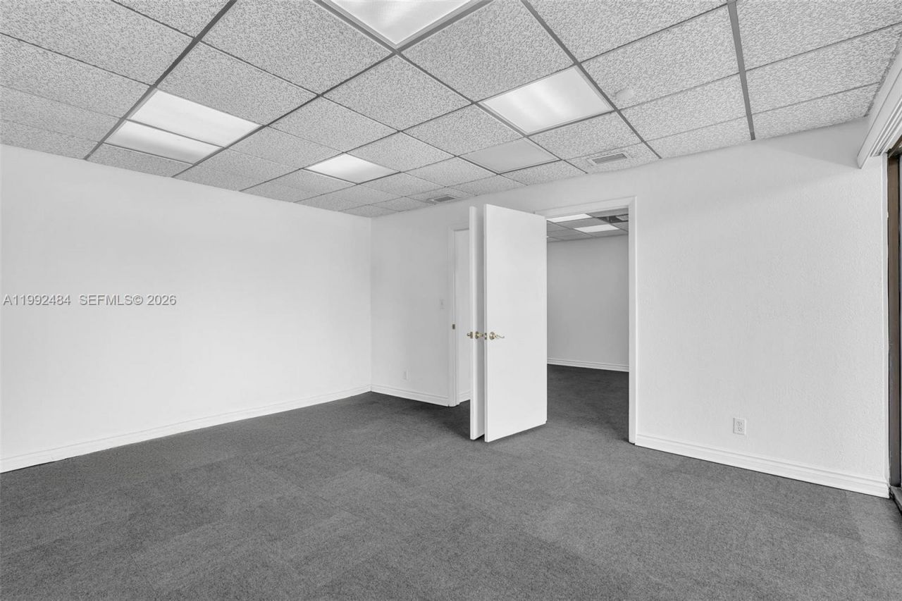 201 N University Dr , Unit 17A, Plantation, FL 33324 Photo