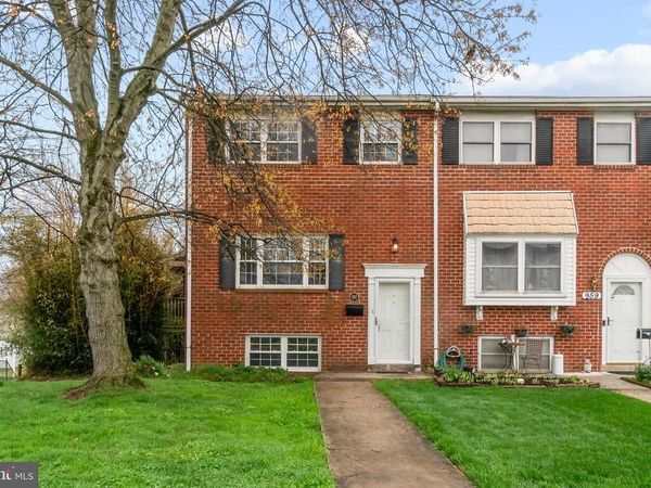 957 STORMONT CIRCLE, BALTIMORE, MD 21227