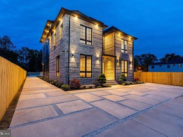 9739 00 KREWSTOWN ROAD, PHILADELPHIA, PA 19115