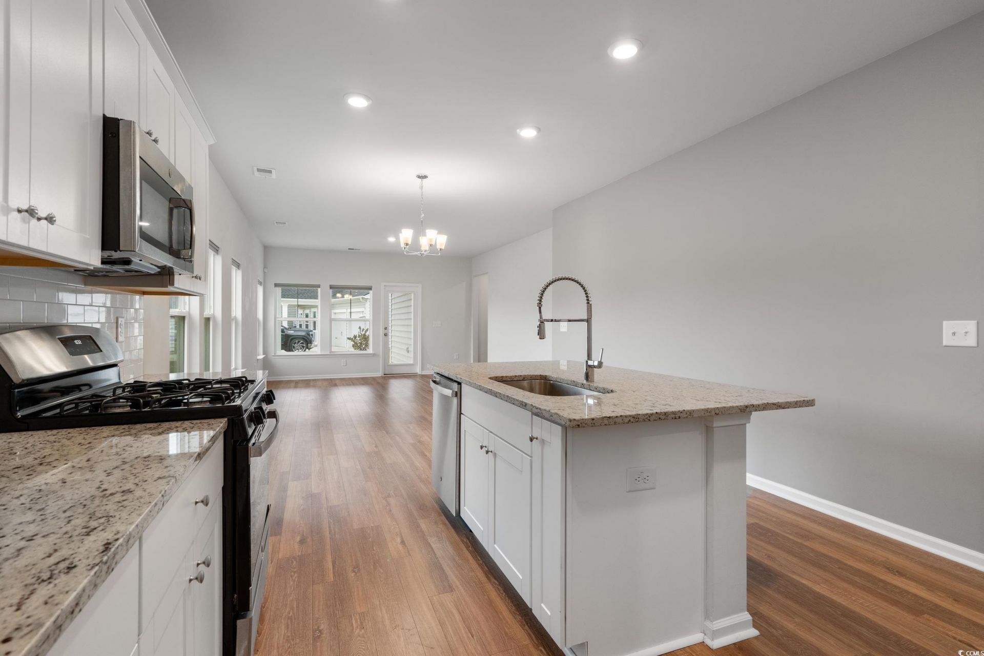 245 Craigflower Ct. Photo 17