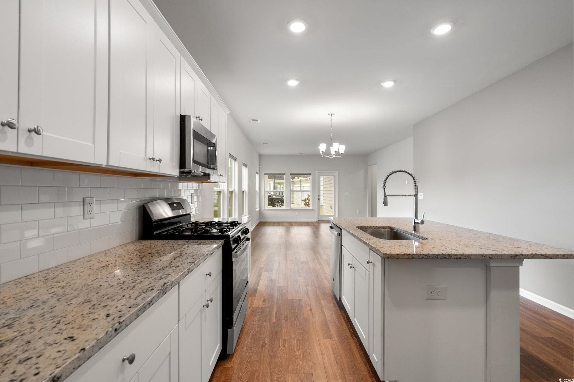 245 Craigflower Ct. Photo 18